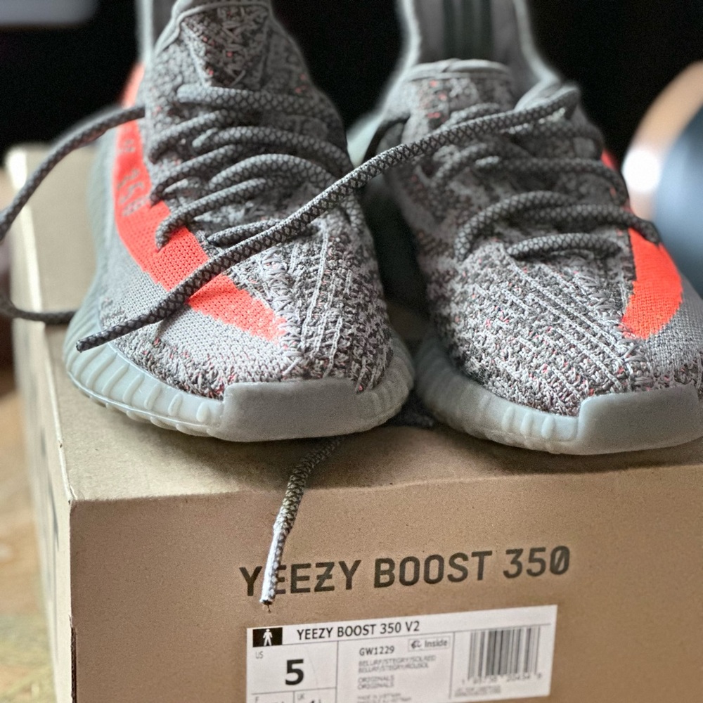 Like New Yeezy Boost 350